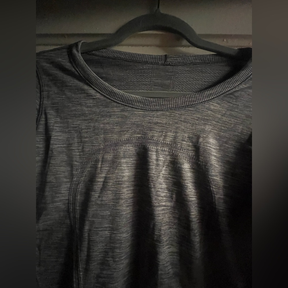 lululemon top